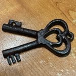 Bijou bois Key of love